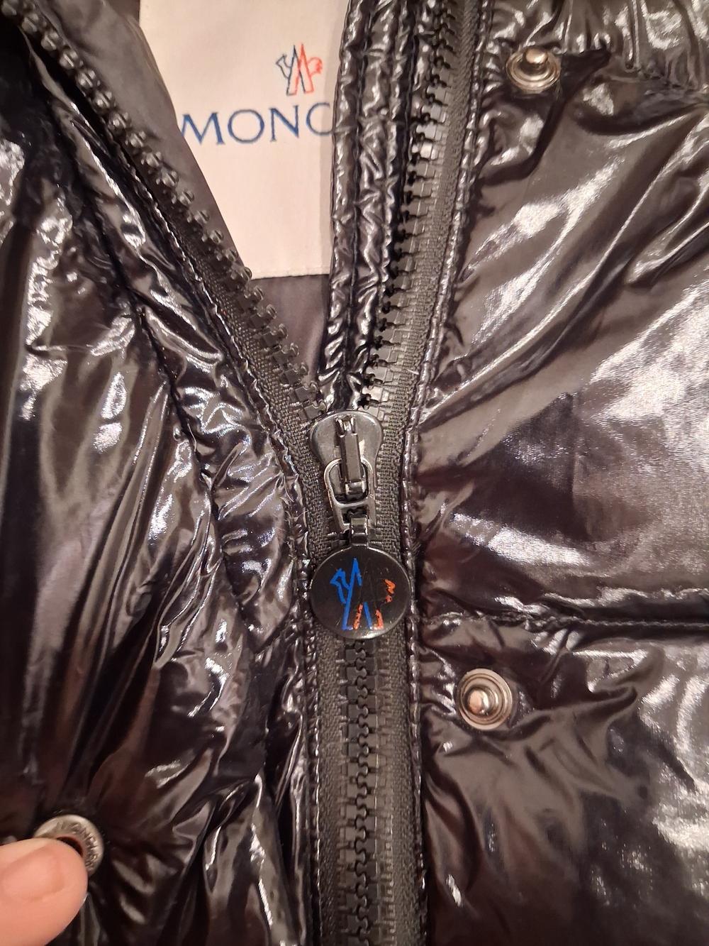 Moncler Puffer Jacket - Picture 4 of 17